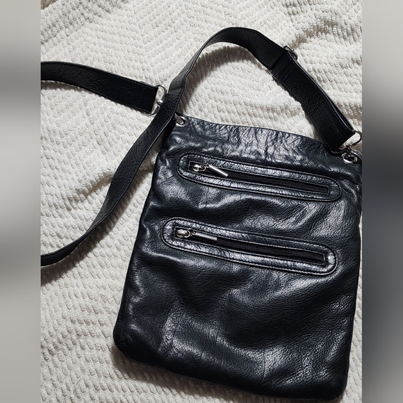 margot Handbags - Margot New York Black Leather cross body bag.